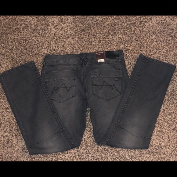 🔴 Straight Fit Mens Denim Jeans with Knee Darts - Picture 5 of 8